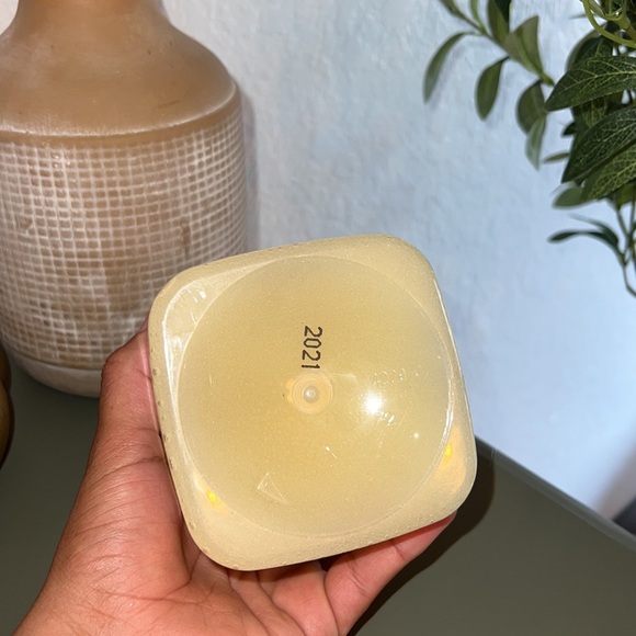 🍋 candid lemon shea sugar scrub - Picture 3 of 3